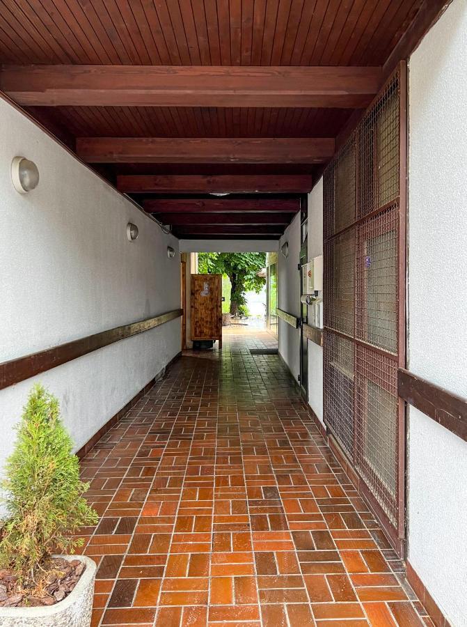 N&J Villa Swan Bled Exterior photo