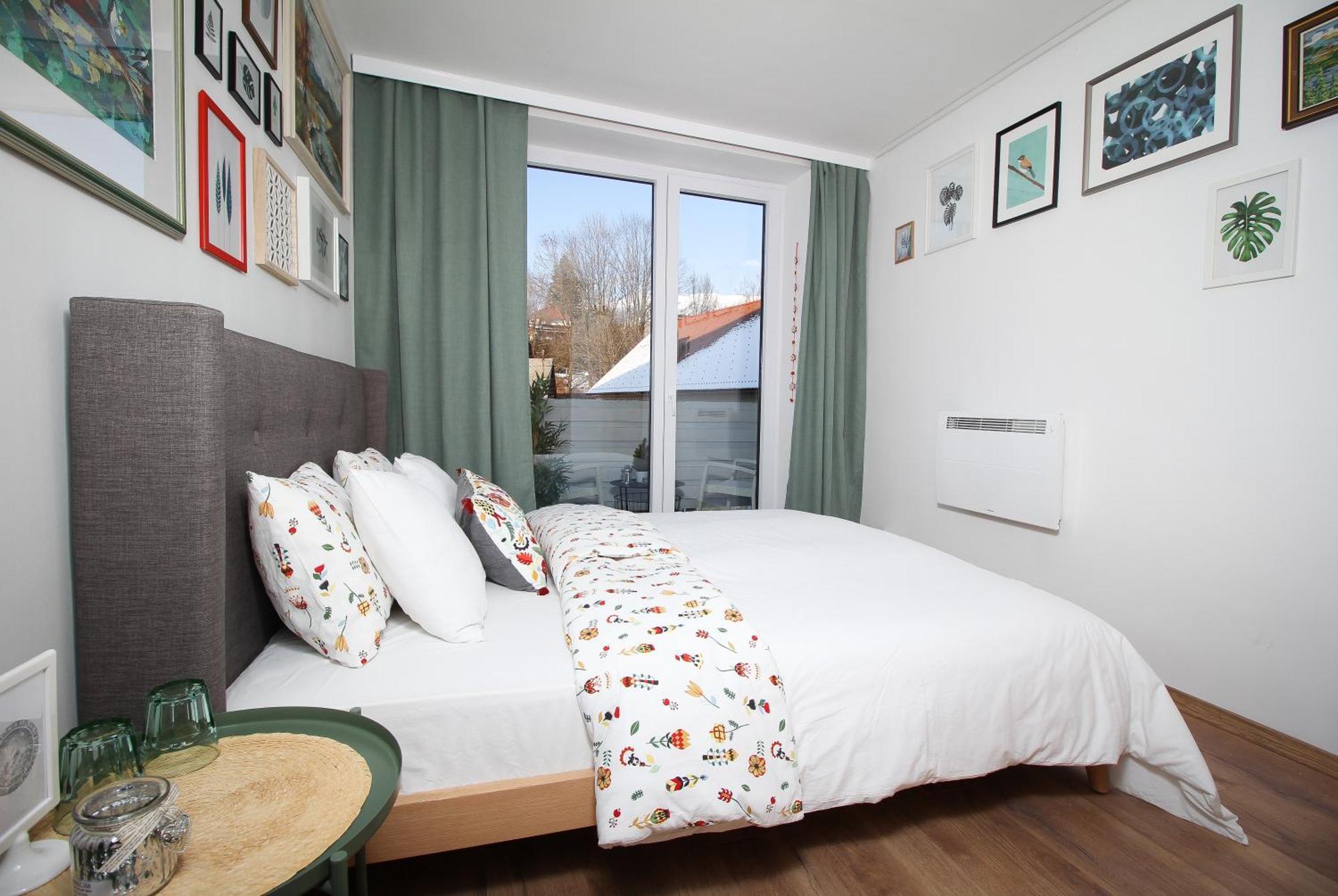 N&J Villa Swan Bled Room photo